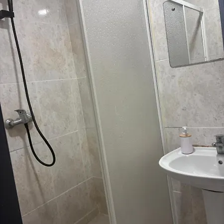 Hostel Residencial Terminal Nunxa Entroncamento